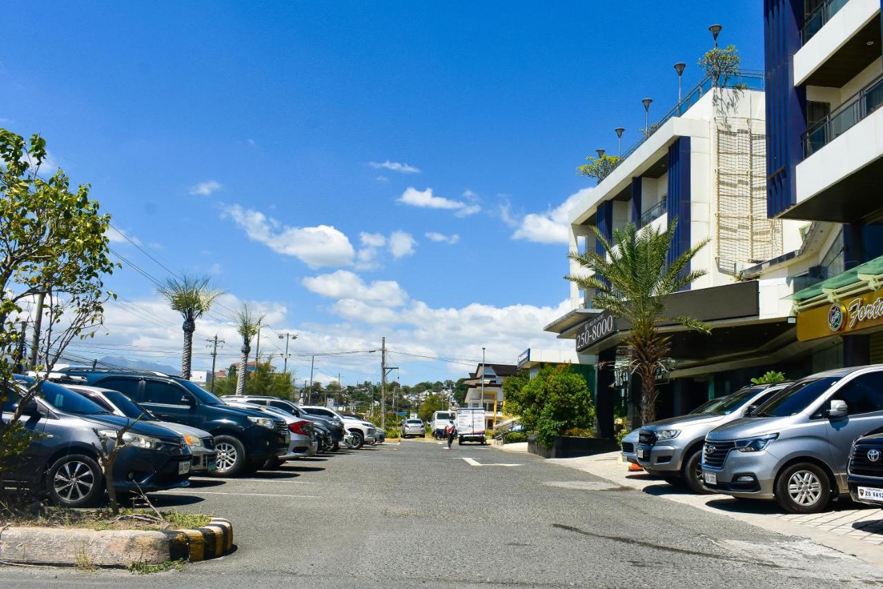 Mg Grand Hotel オロンガポ エクステリア 写真